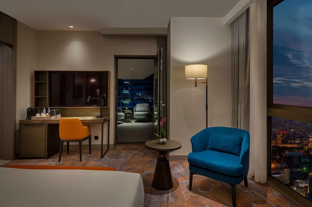Hilton Mall of Istanbul photo 3