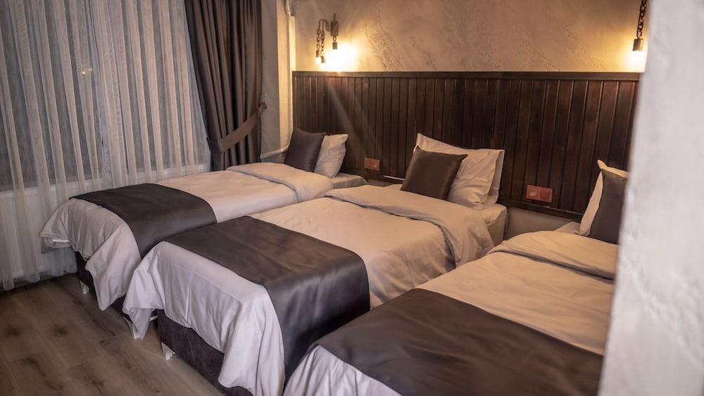 Insta Hotel Karakoy photo 3