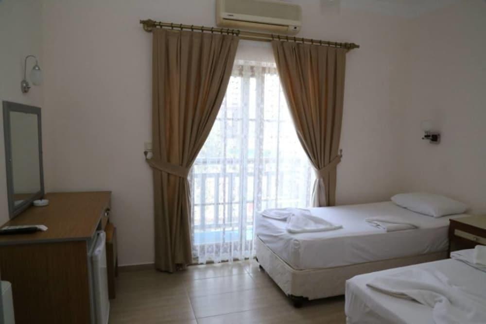 Manolya Hotel photo 3