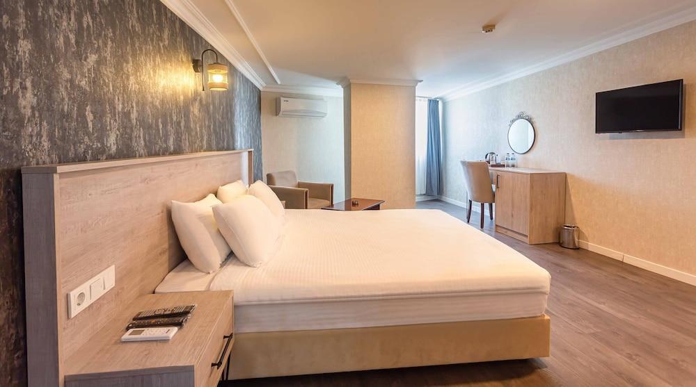 Marina Park Hotel photo 2