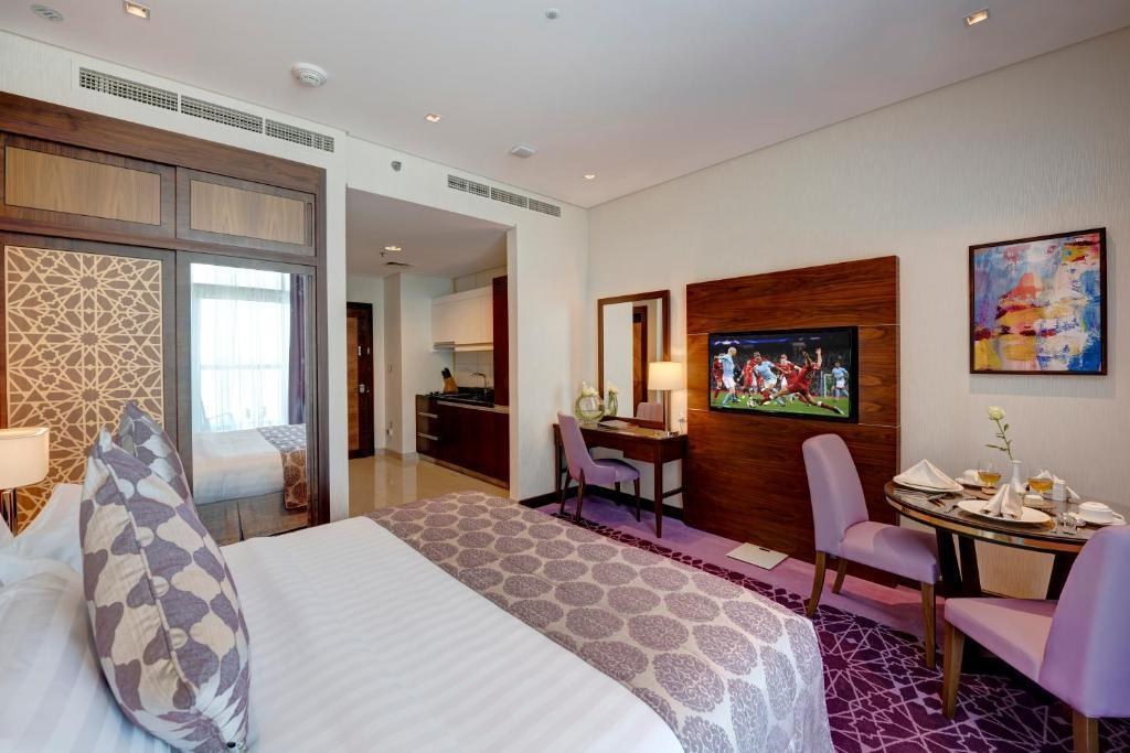 ROYAL CONTINENTAL SUITES BUSINESS BAY photo 1