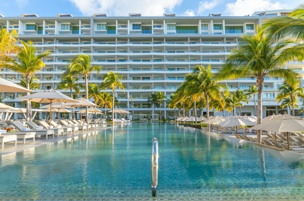 GARZA BLANCA RESORT & SPA CANCUN