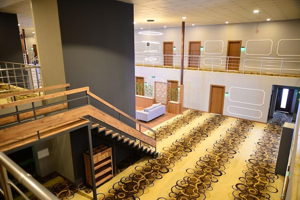 Privado Hotels photo 2
