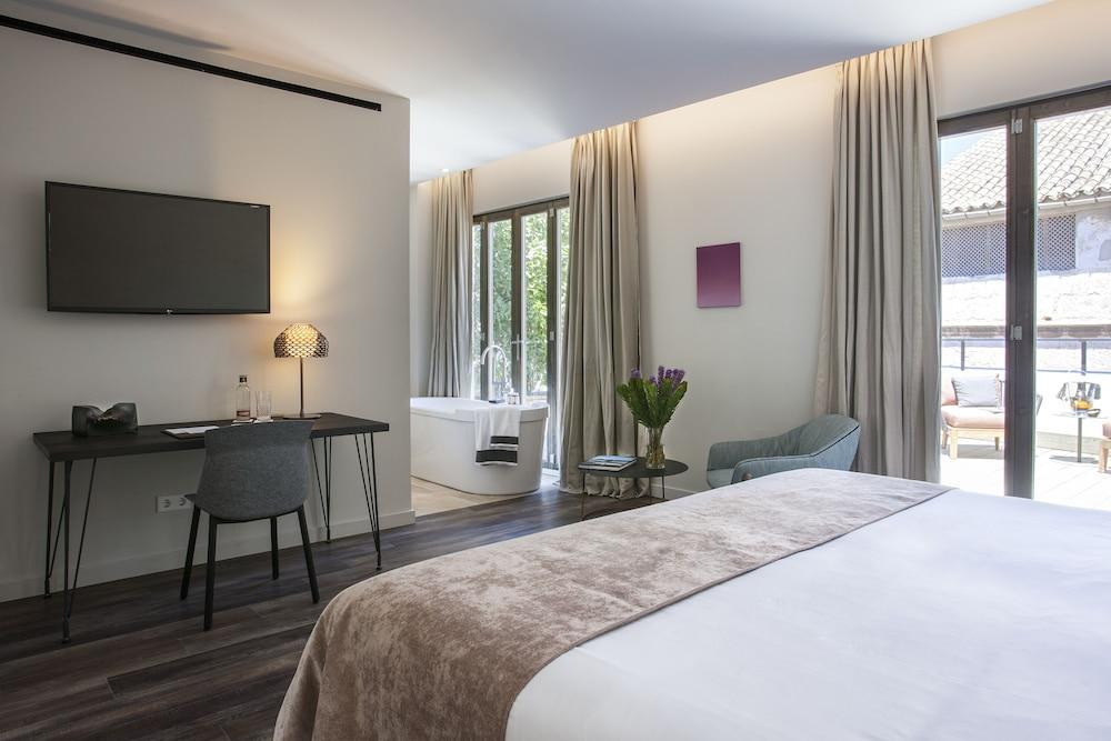 Sant Jaume Design Hotel photo 2