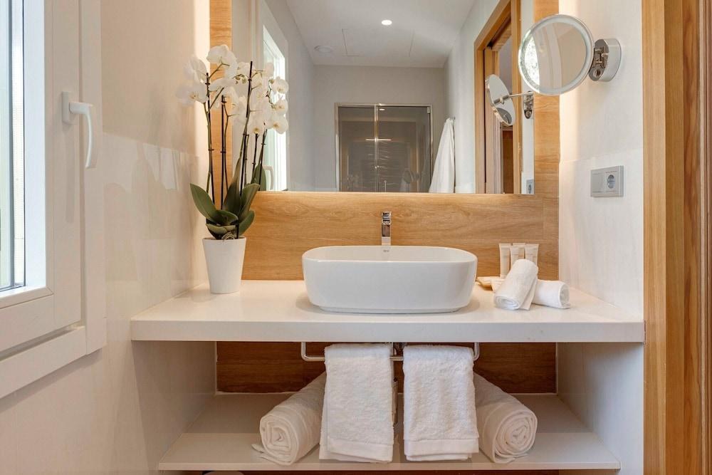 Hotel Boutique Mirlo Barcelona photo 3