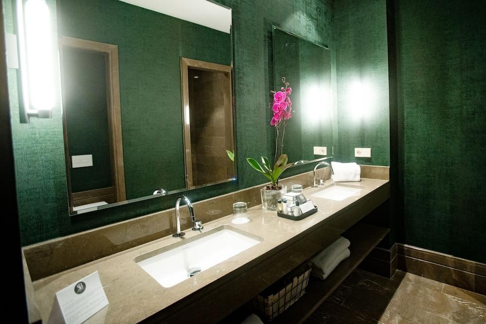Soho Boutique Equitativa photo 3