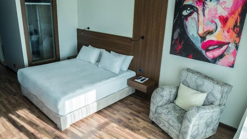 Rivoli Suites photo 1