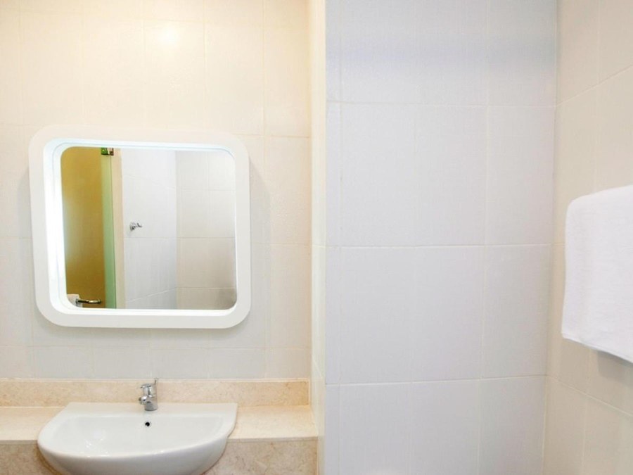 ZEST BOGOR BY SWISS-BELHOTEL INTERNATIONAL photo 3