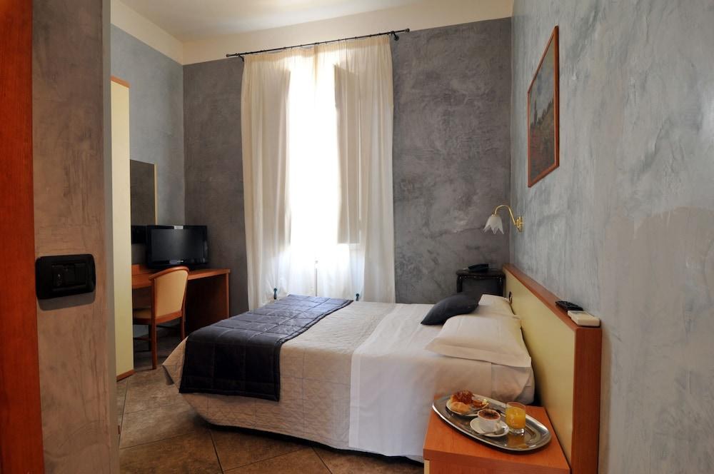Hotel Angelica photo 2
