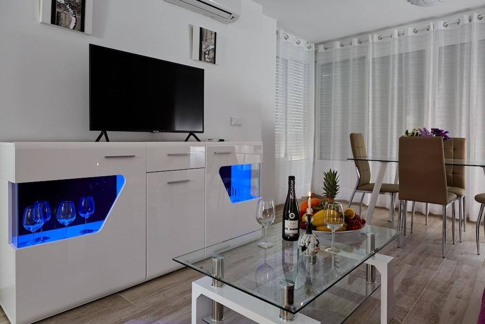 Sonrisa Apartments photo 1