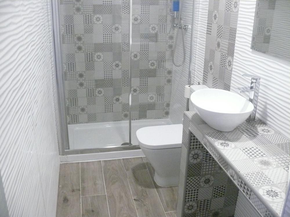 HOSTAL CAMA DEL MAR photo 3