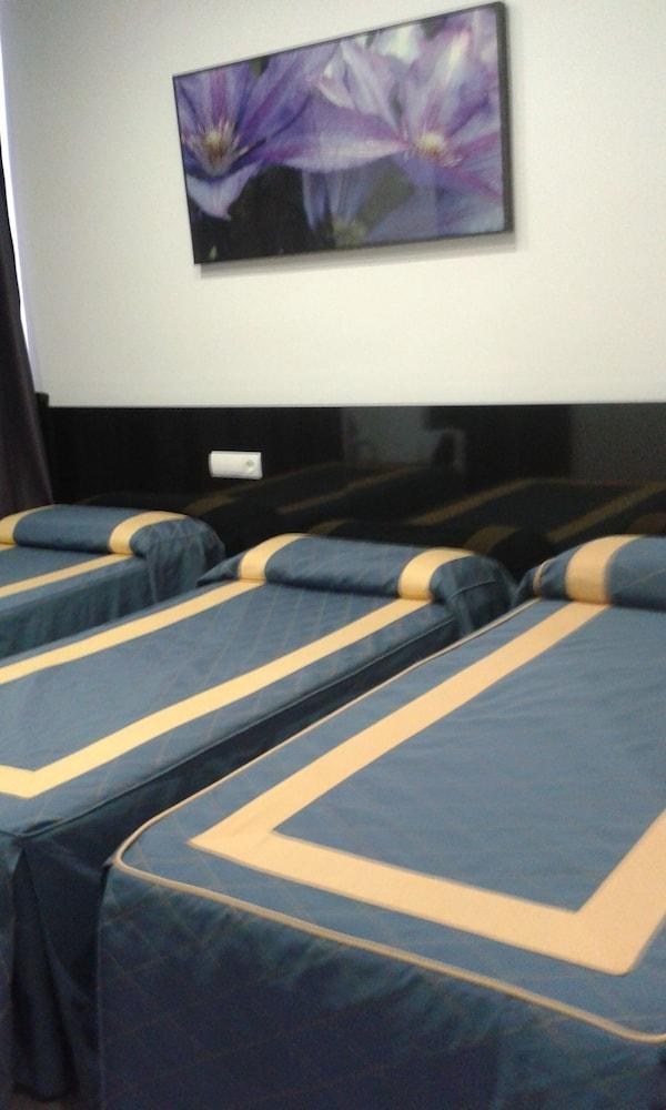 Hostal Buenos Aires photo 1