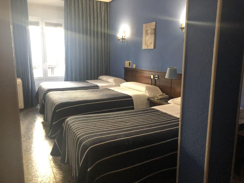 HOSTAL SONSOLES MADRID CENTRO photo 2