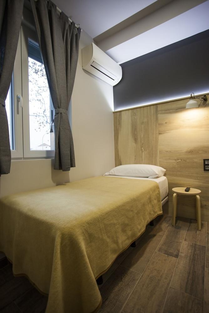 HOSTAL CC ATOCHA photo 1