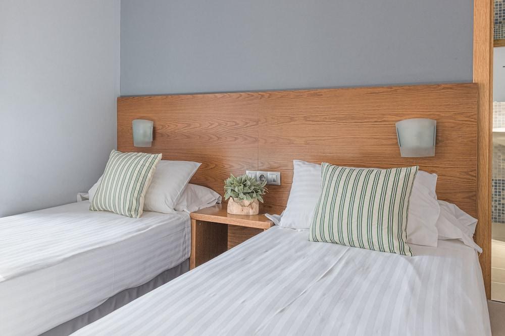 ERBA BY PILLOW photo 2