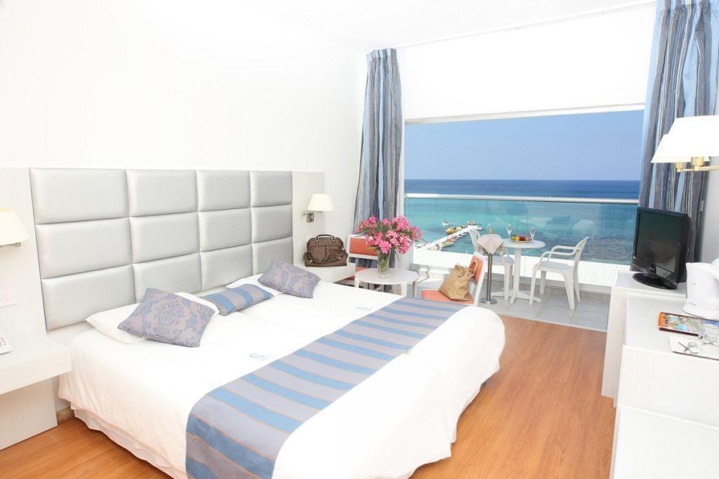 SILVER SANDS BEACH HOTEL photo 3