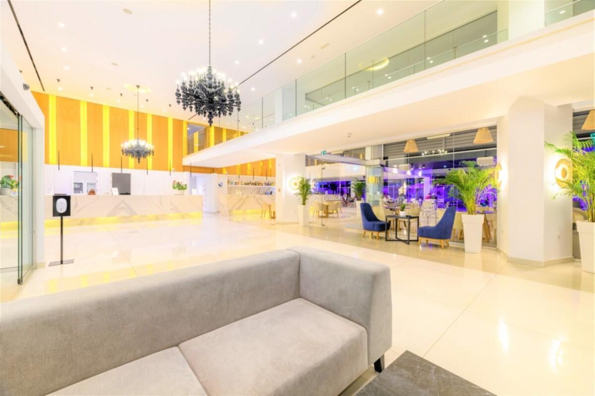 TASIA MARIS SEASONS HOTEL photo 2