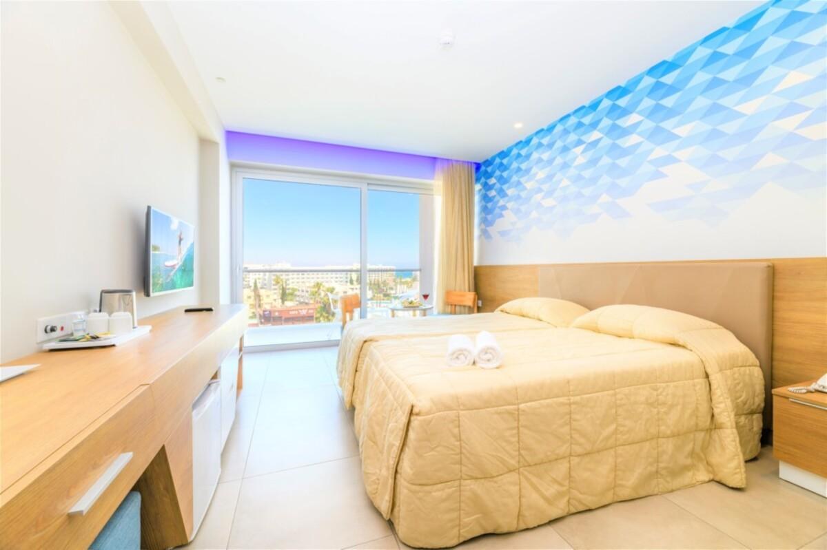 TASIA MARIS SEASONS HOTEL photo 3