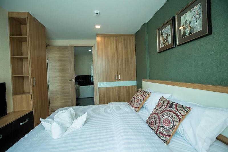 Ramada by Wyndham Ten Ekamai Residence photo 2