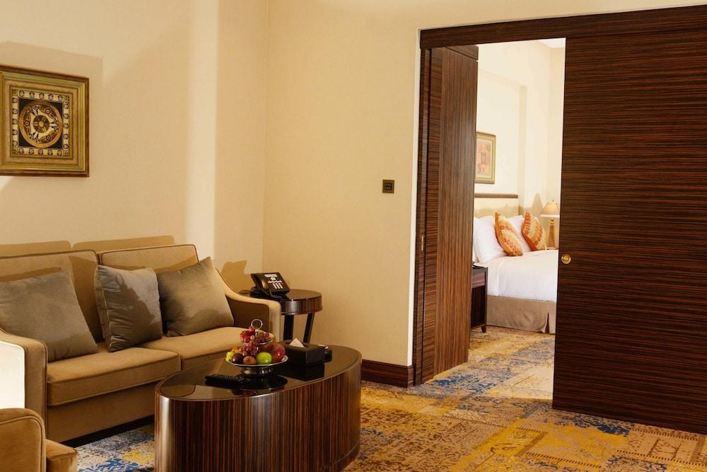 Warwick Al Khobar photo 3