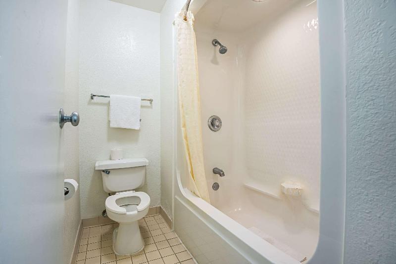 Rodeway Inn Kissimmee Maingate West photo 4