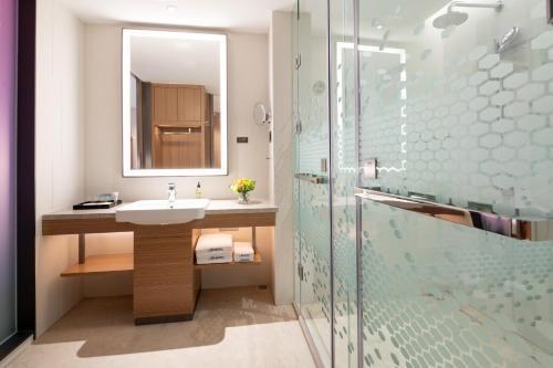 Hampton by Hilton Nanning East Station photo 2
