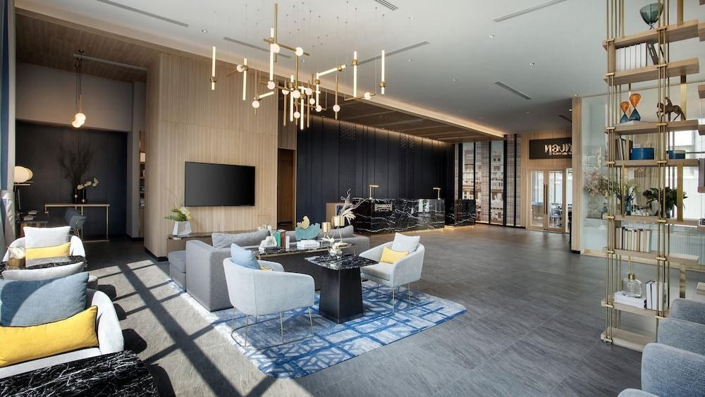 Staybridge Suites Bangkok Thonglor by IHG photo 1