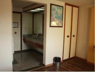 Hotel Mina photo 1