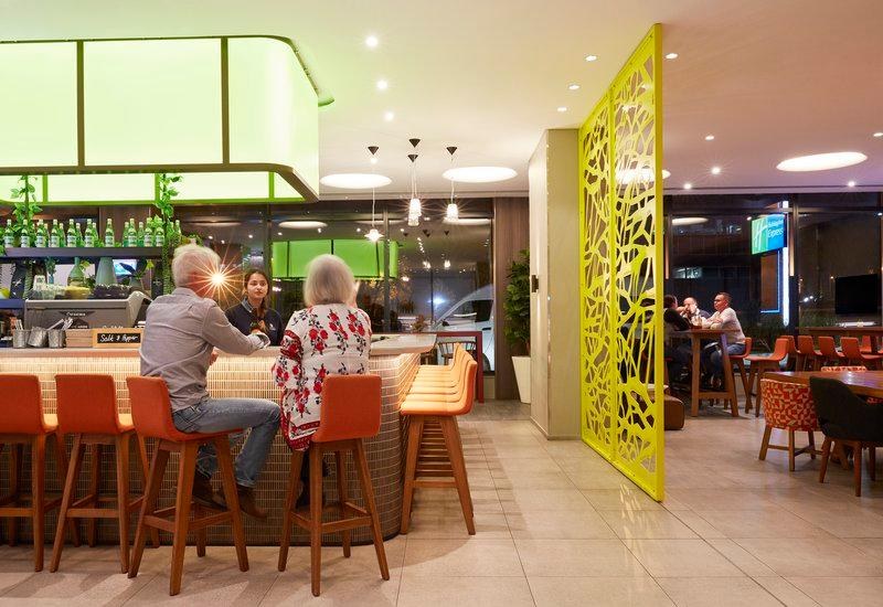 Holiday Inn Express Sydney Macquarie Park photo 4