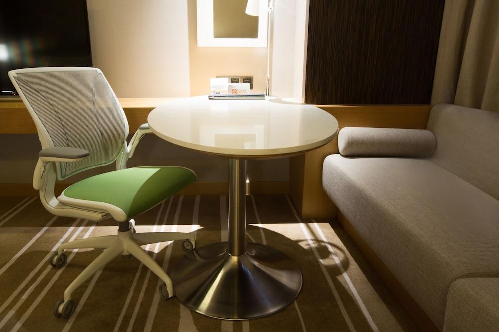 Hilton Garden Inn Ningbo photo 4