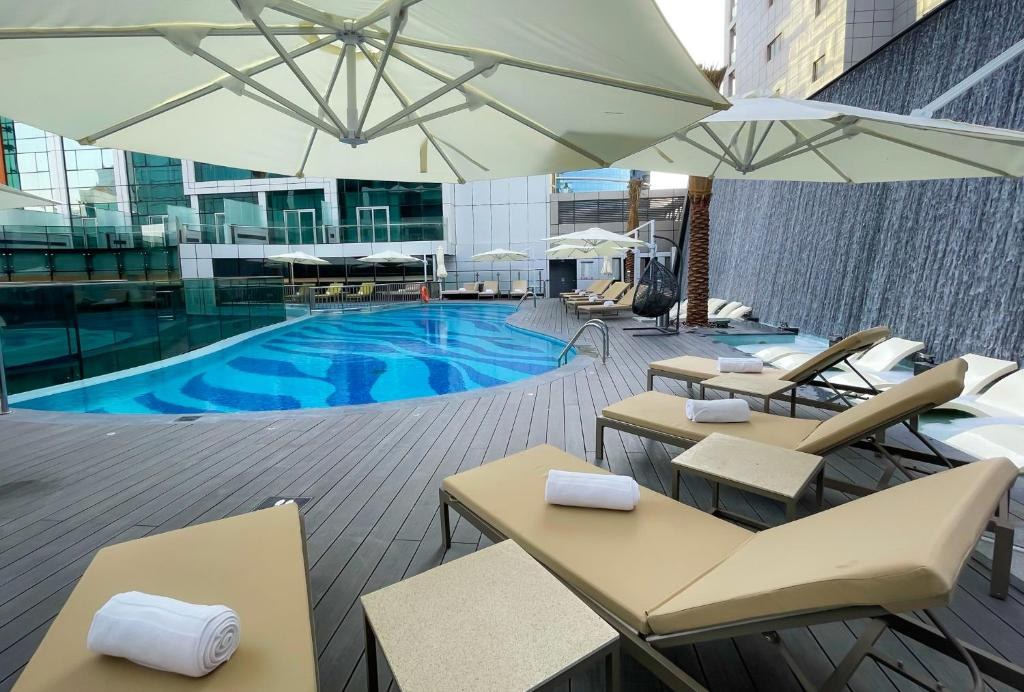 Al Khoory Sky Garden Hotel photo 2