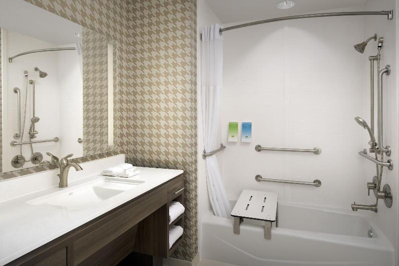 Home2 Suites by Hilton Minneapolis Mall of America photo 3