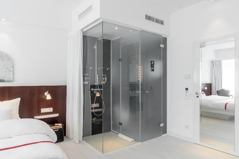 Ruby Coco Hotel Dusseldorf photo 3
