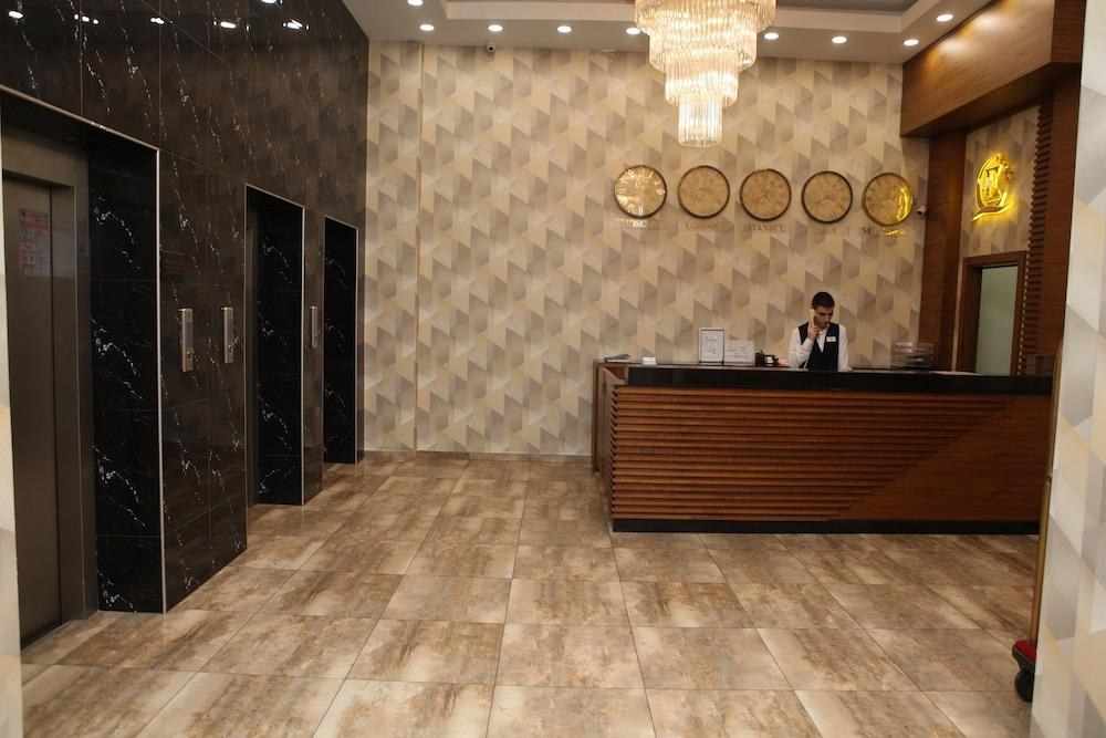 Expoist Hotel photo 1