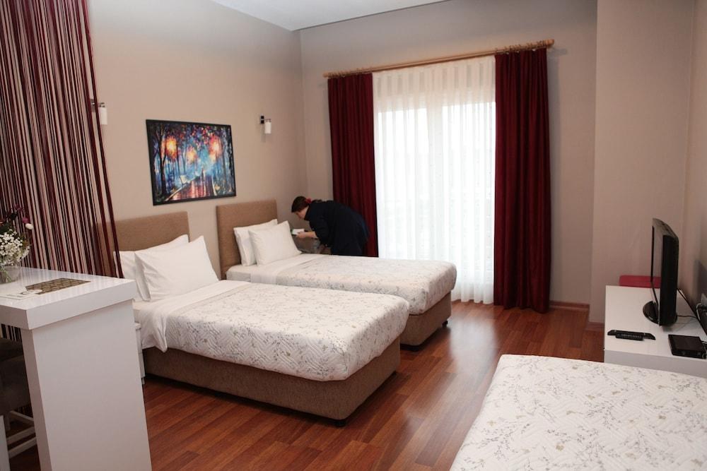 Expoist Hotel photo 3