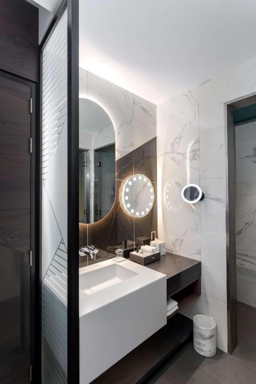 HYATT CENTRIC JUMEIRAH DUBAI photo 3