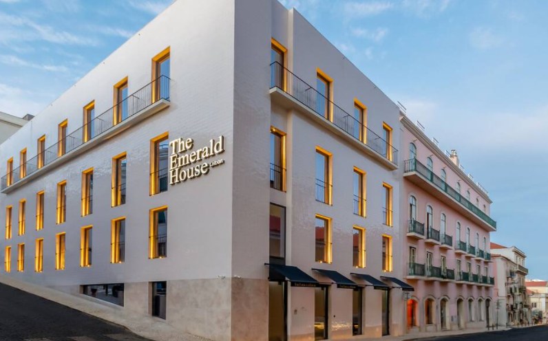 The Emerald House Lisbon, Curio Collection by Hilton