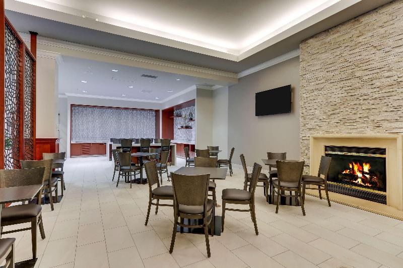 Doubletree St. Louis Forest Park photo 1