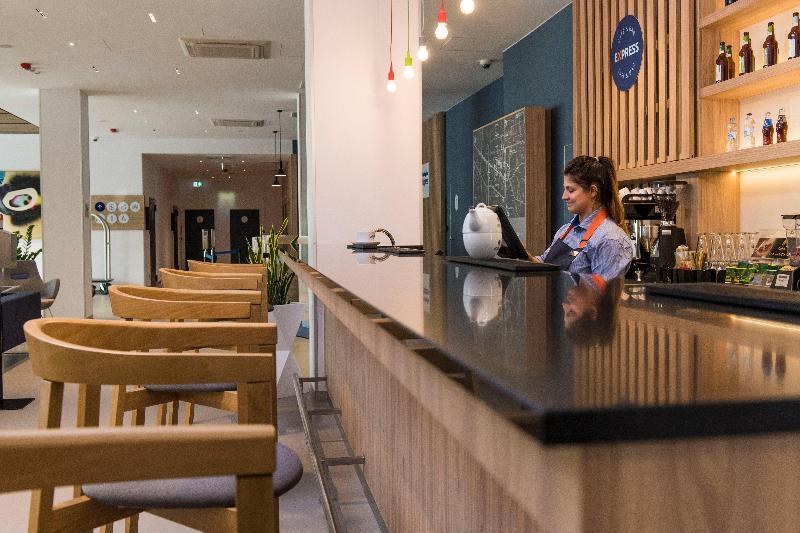 Holiday Inn Express Warsaw - Mokotow