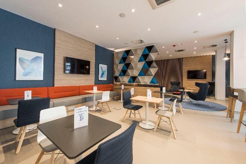 Holiday Inn Express Warsaw - Mokotow photo 1