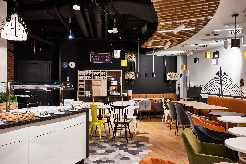 Holiday Inn Express Warsaw - The HUB photo 3
