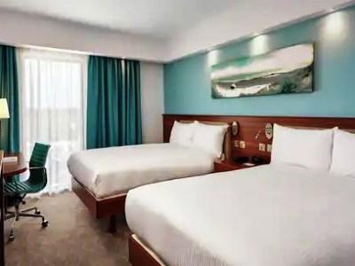 Hampton By Hilton Stuttgart City Centre photo 3