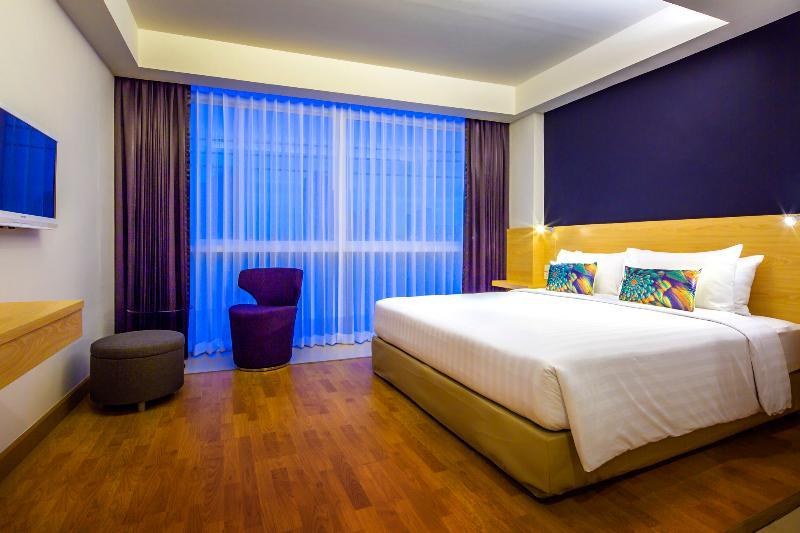 Solo Express Sukhumvit 81 photo 1