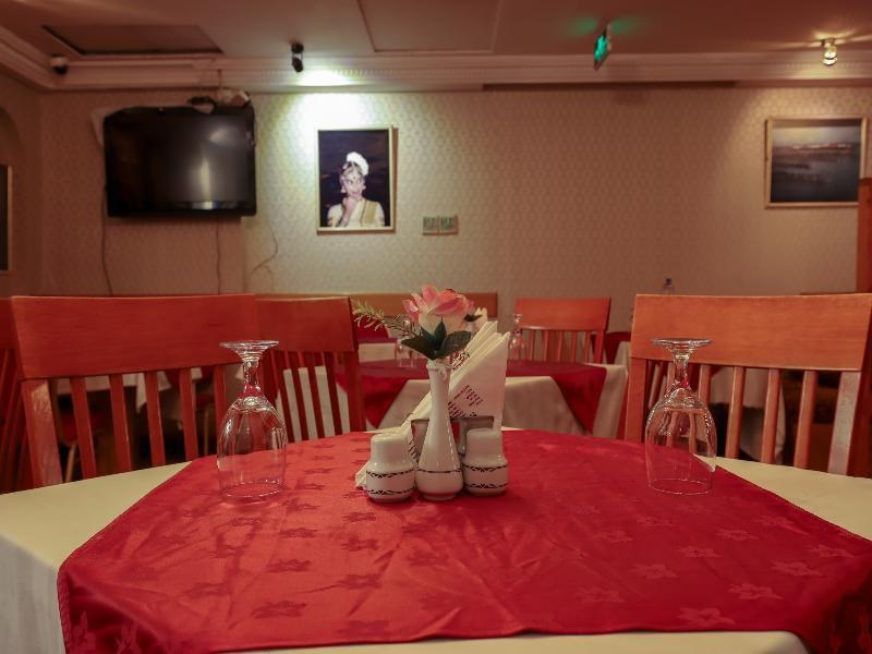 City Plaza Hotel photo 3