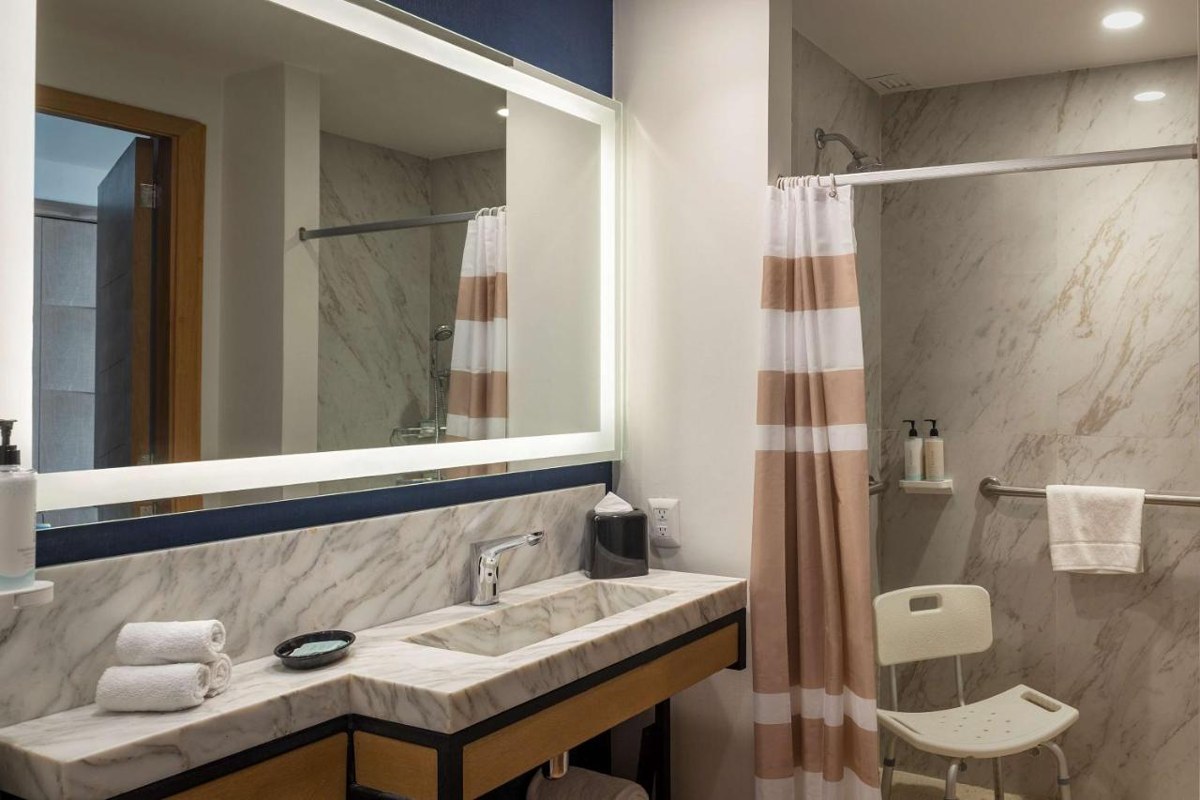 HILTON GARDEN INN CANCUN AIRPORT photo 3