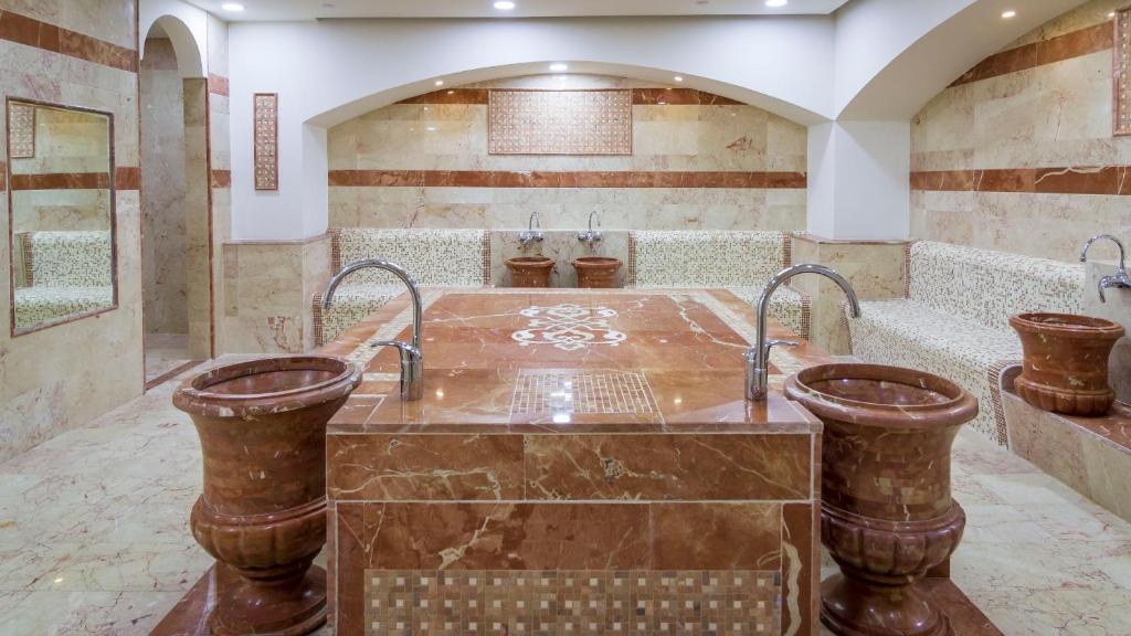 WYNDHAM GARDEN DAMMAM photo 2