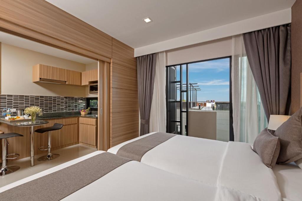 Patong Bay Residence