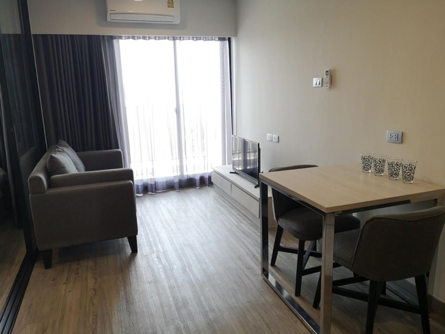Nh Hua Hin photo 3