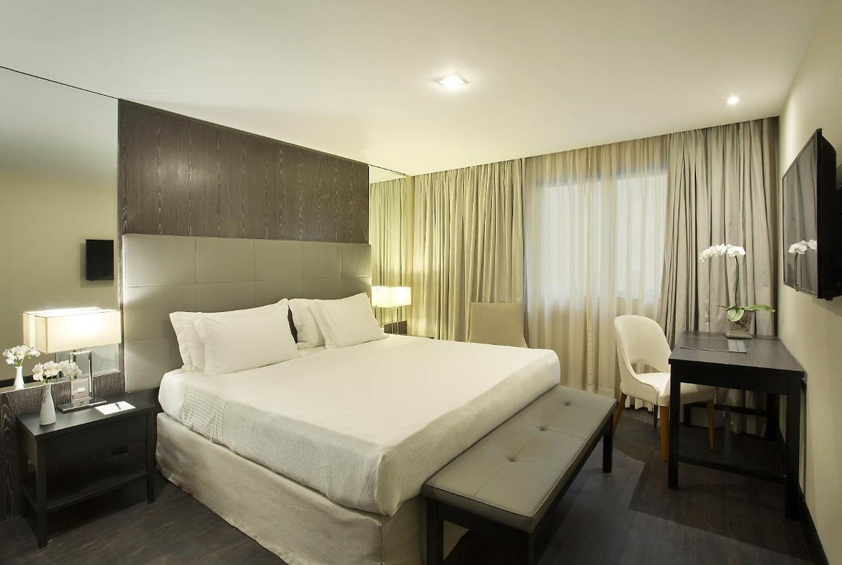 WINDSOR CALIFORNIA HOTEL photo 1