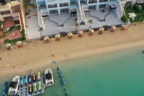 La Fontaine Lagoon Resort photo 1
